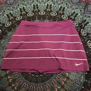 Nike Women's White and Purple Dri-Fit Skirt
